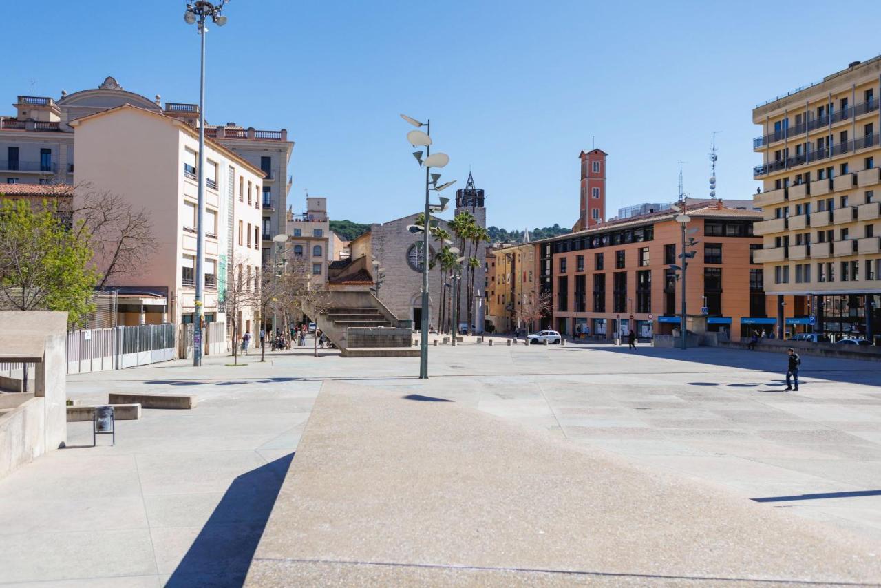 Bravissimo Centre, Modern 2-Bedroom Apartment Girona Dış mekan fotoğraf